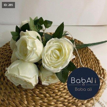 ضمة ورد جوري حجم كبير لون أبيض 15 ضمه <br> <span class='text-color-warm'>سيتوفر قريباً</span>